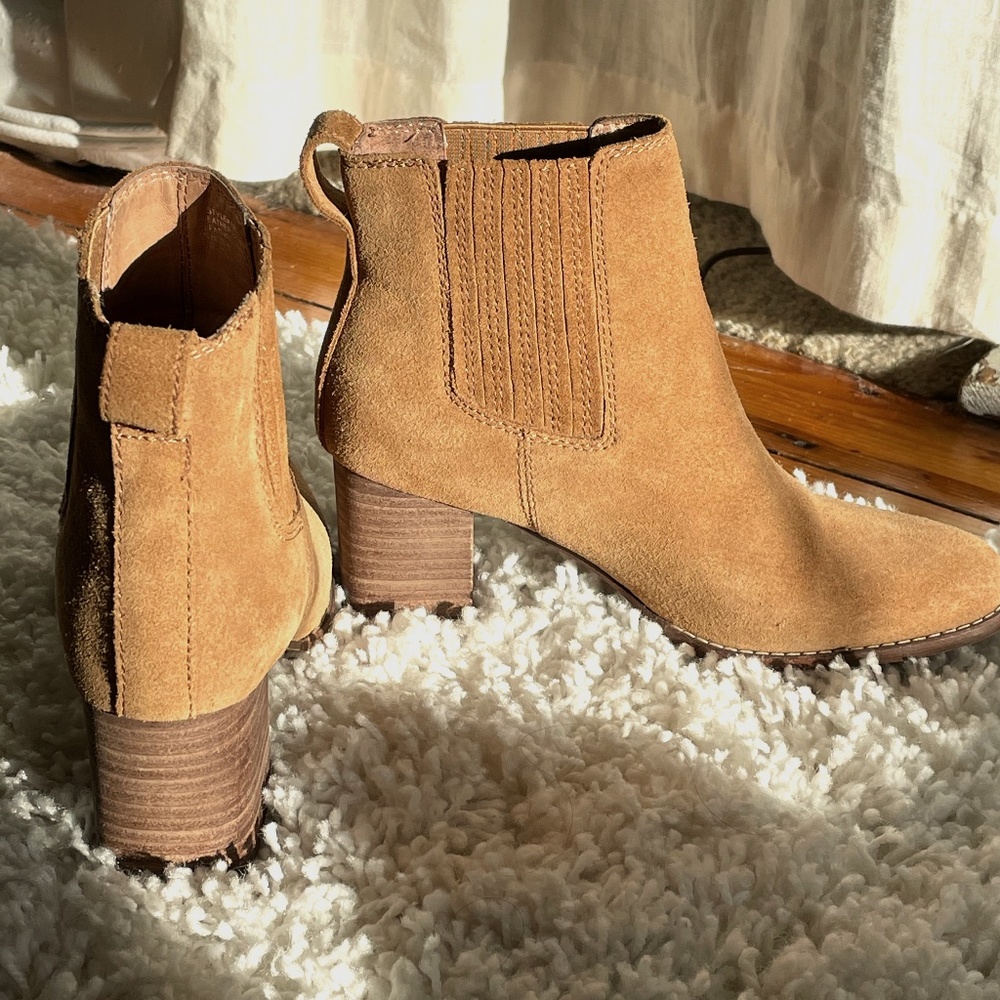 Madewell Chelsea Boot - Equestrian Brown, Size 6.5